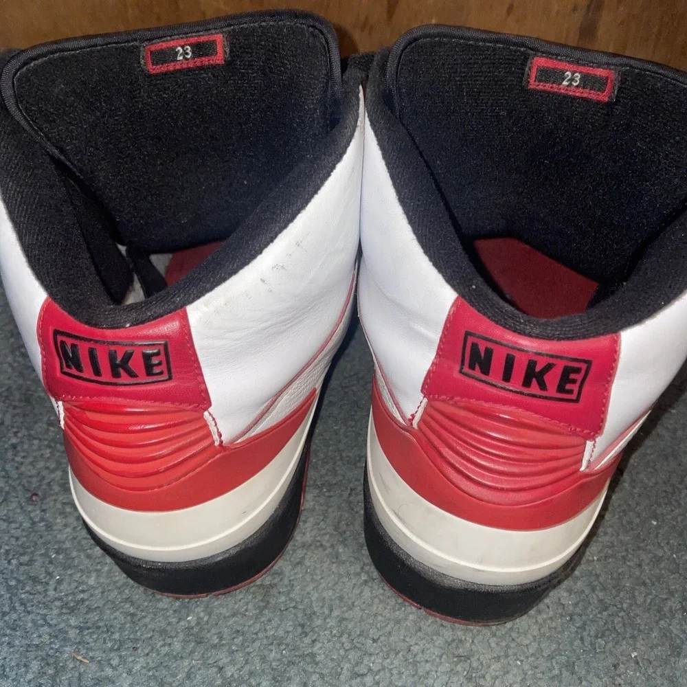 Size 14 - Jordan 2 Retro QF Varsity Red 2010‎